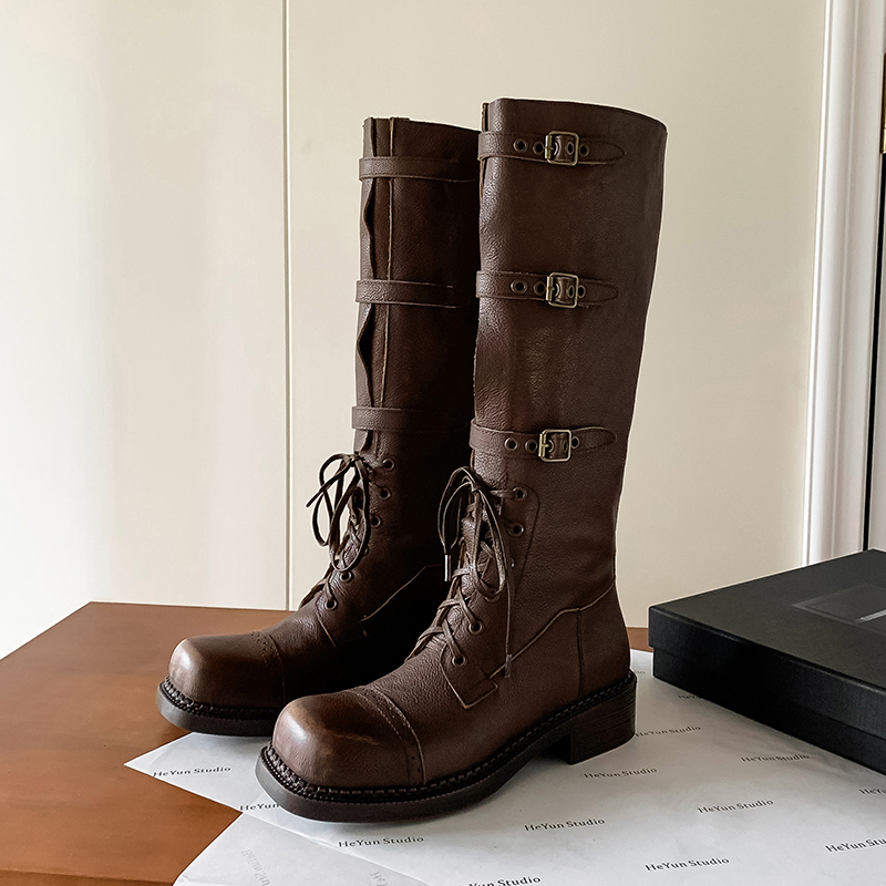 أحذية أردن فورتادو النسائية ال - مراجعة Leather Classic Strap وسعره